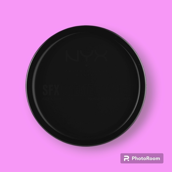 NYX Cosmetics Black SFX Creme Colour - Picture 1 of 4